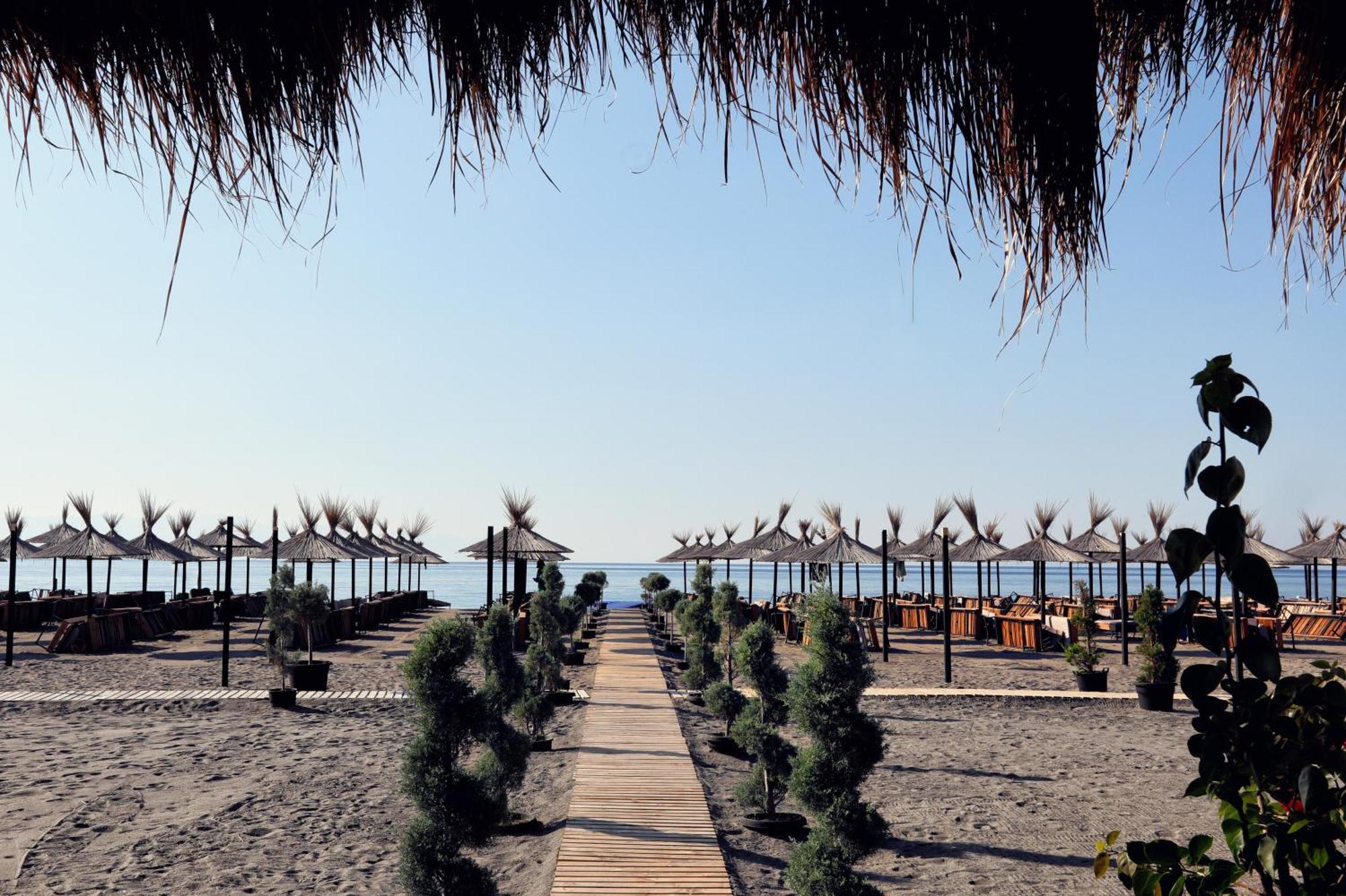 Grand Europa 5* Velipojë