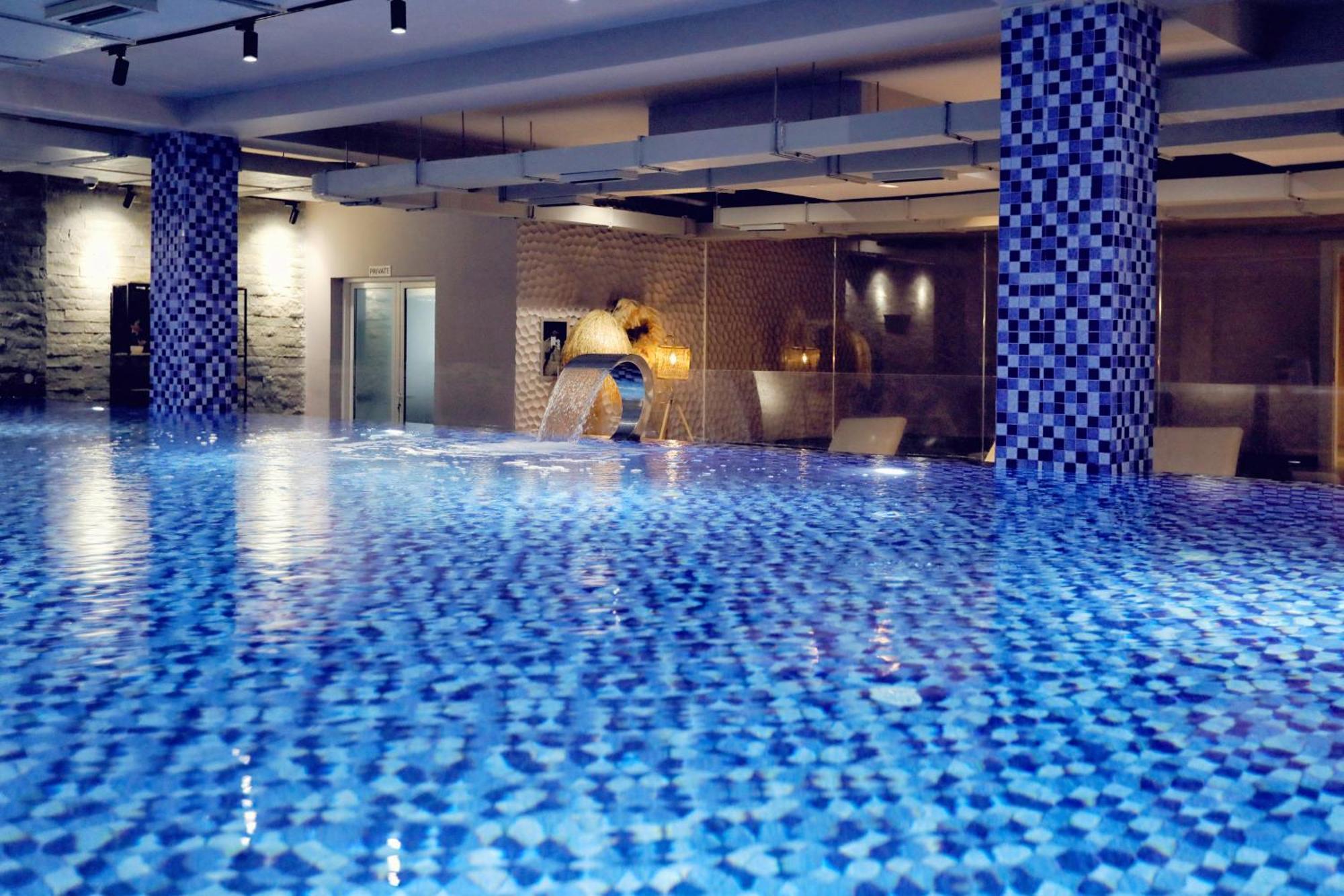 Grand Europa 5* Velipojë