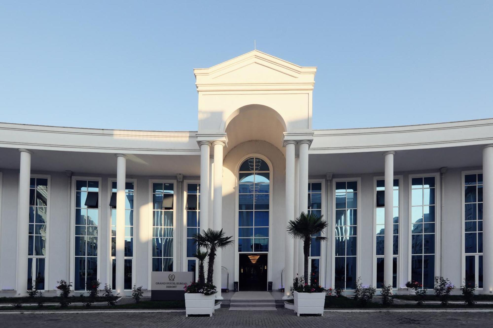 Grand Europa Resort, Affiliated By Melia Station touristique Velipojë