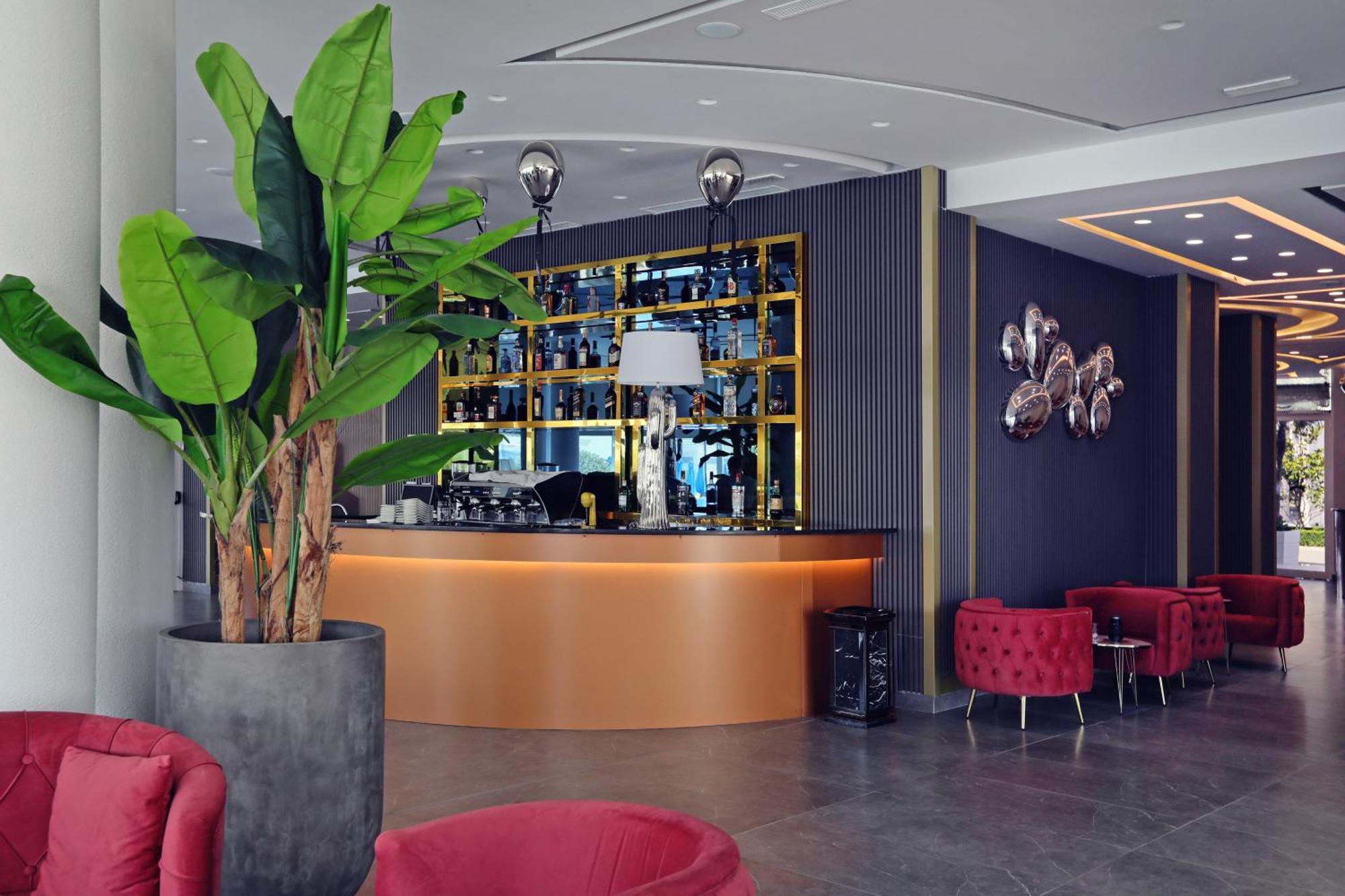 Grand Europa Resort, Affiliated By Melia 5*